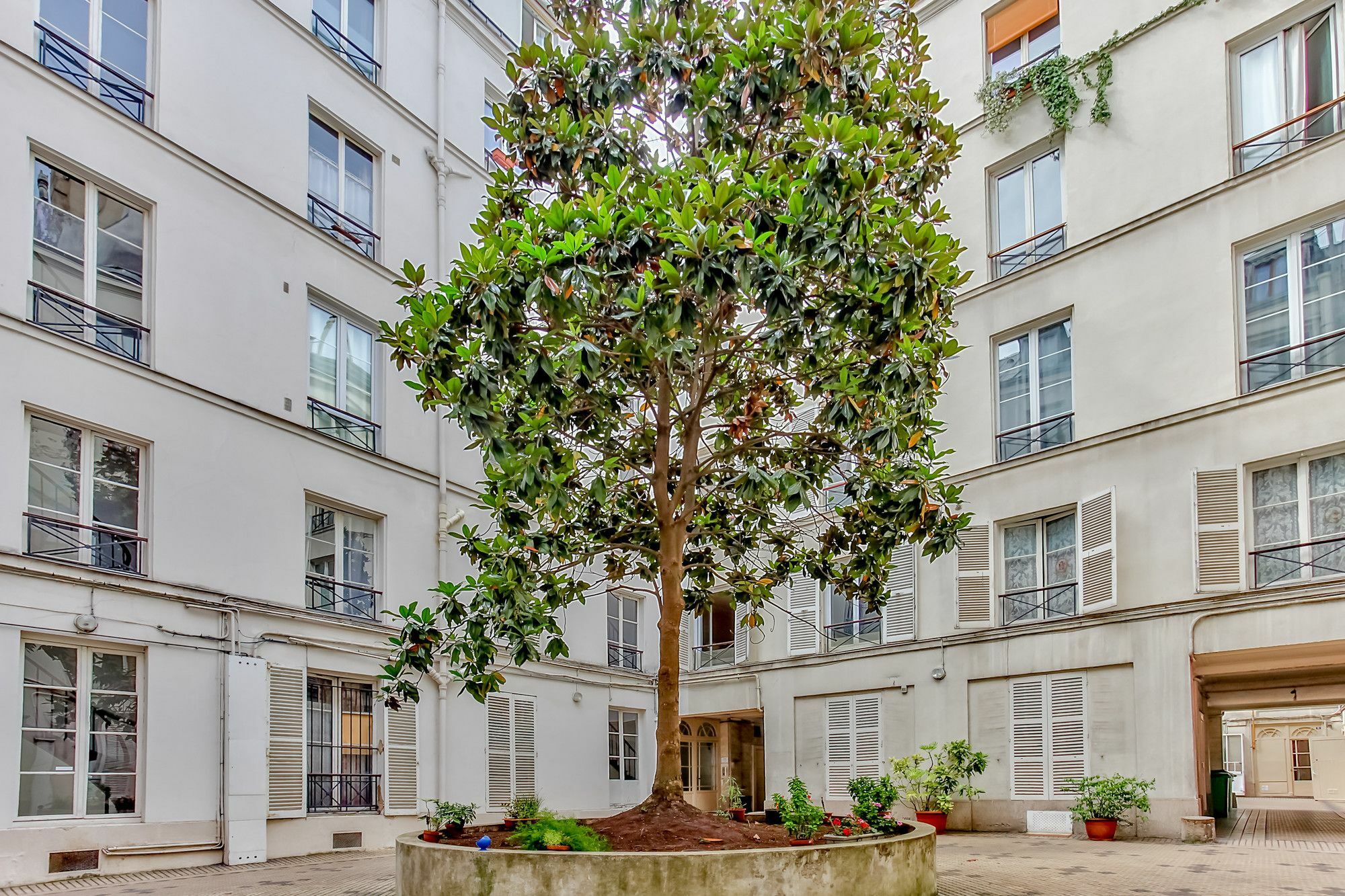 35 - Luxury Flat Grands Boulevards Paris Exterior photo